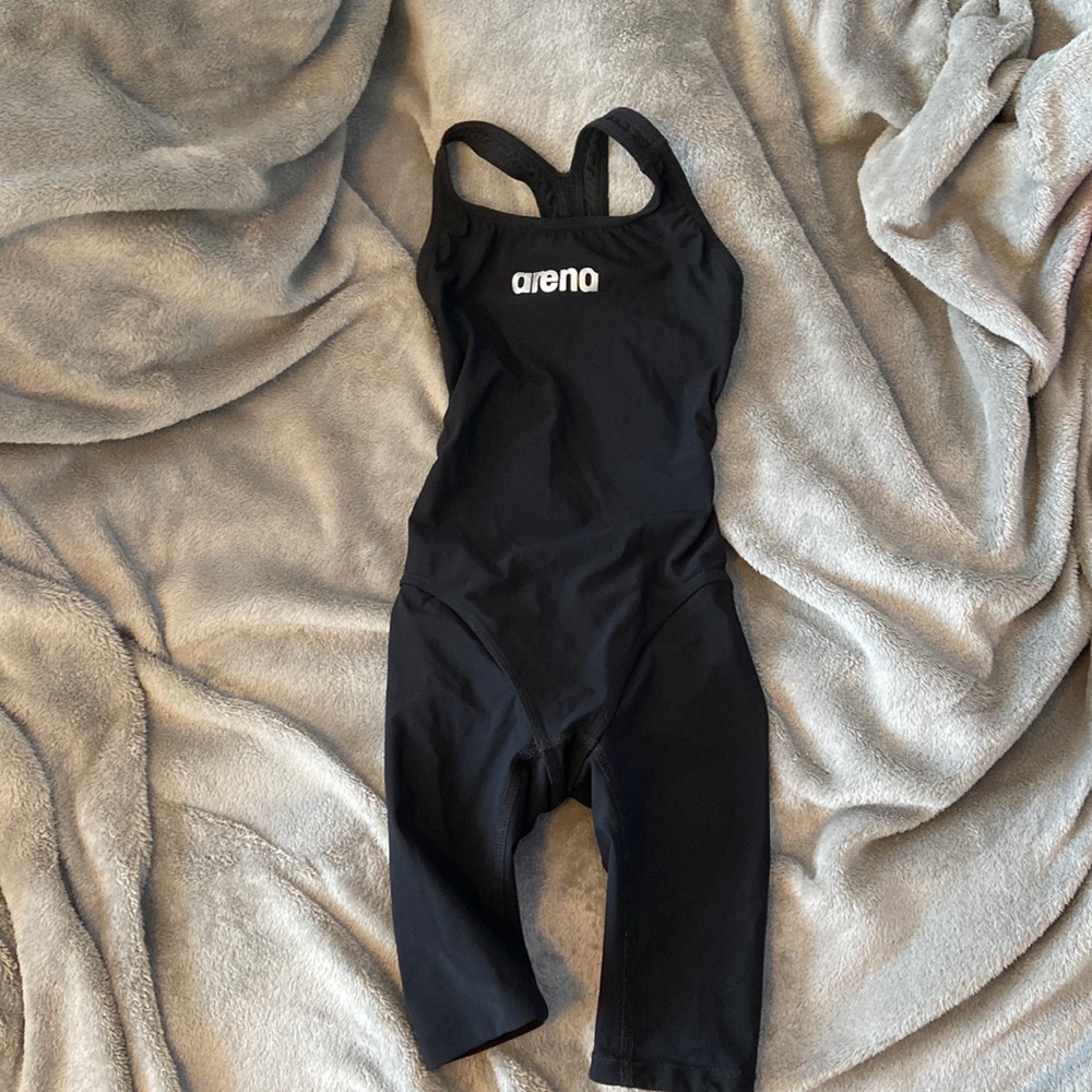 USED Arena Tech Suit size 22 Black